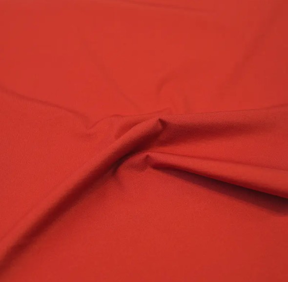 Il tessuto in nylon riciclato è adatto per l'usura a lungo termine?