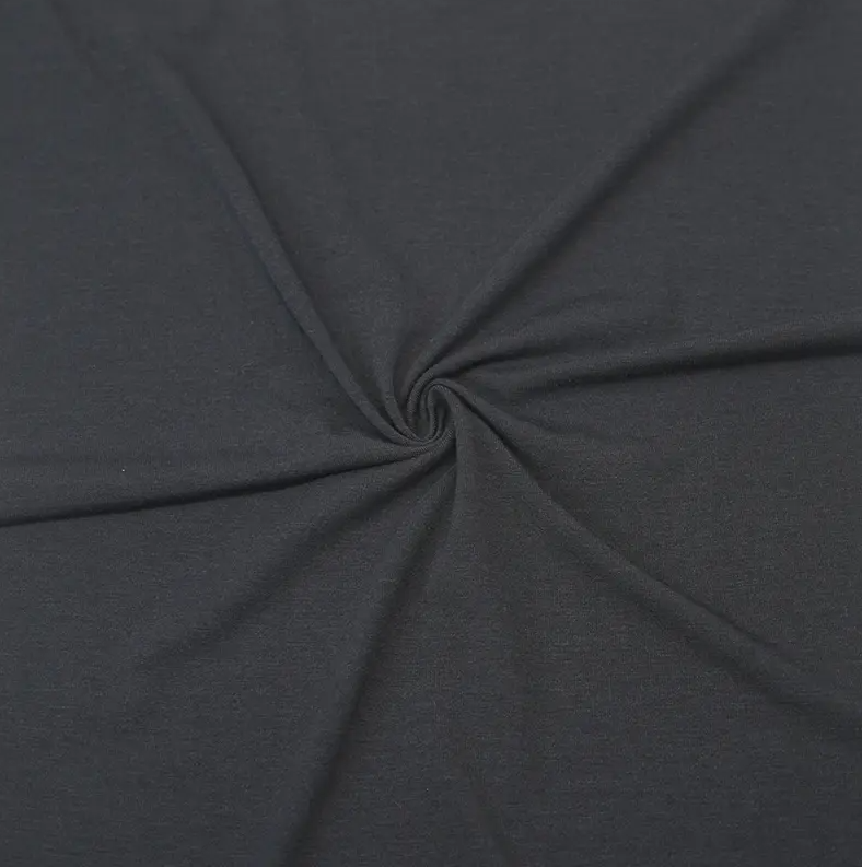 Cos'è meglio, il pile o il tessuto termico?